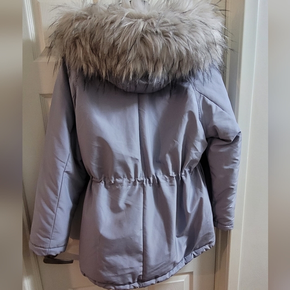 Grey Puffer Jacket - Medium - Picture 2 of 2
